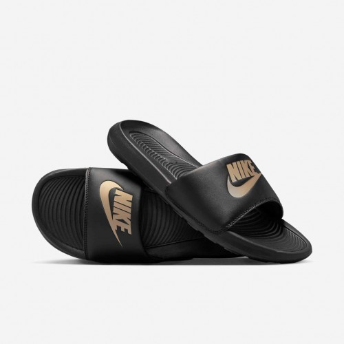 Nike Victori One