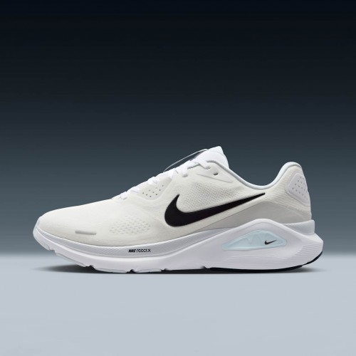 Nike Structure 26