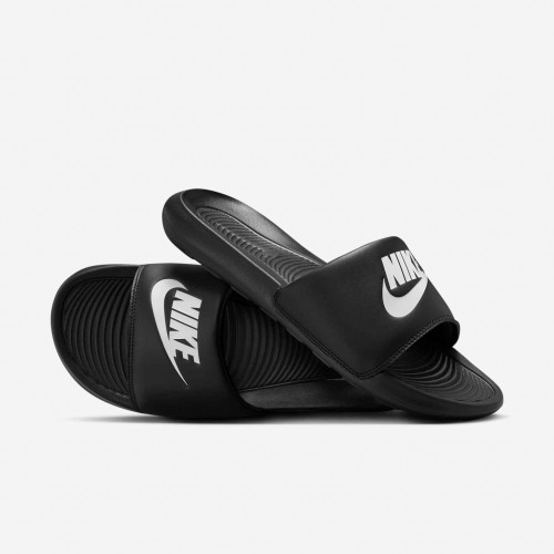 Nike Victori One