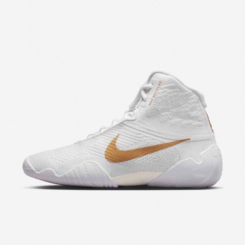 Nike Tawa