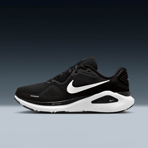 Nike Structure 26