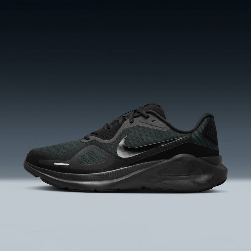 Nike Structure 26