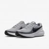 Nike Revolution 8