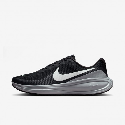 Nike Revolution 8