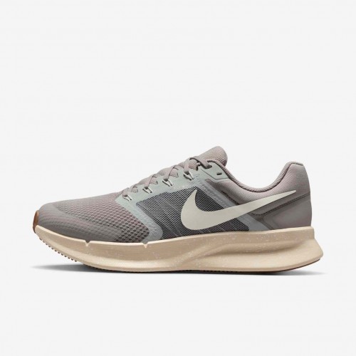 Nike Run Swift 3