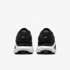 Nike Structure 26