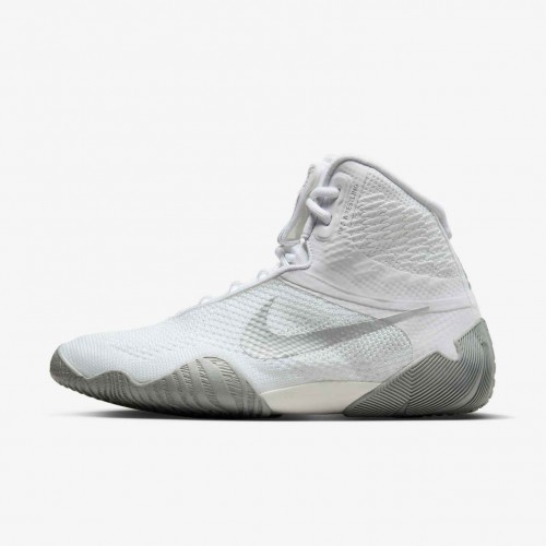 Nike Tawa