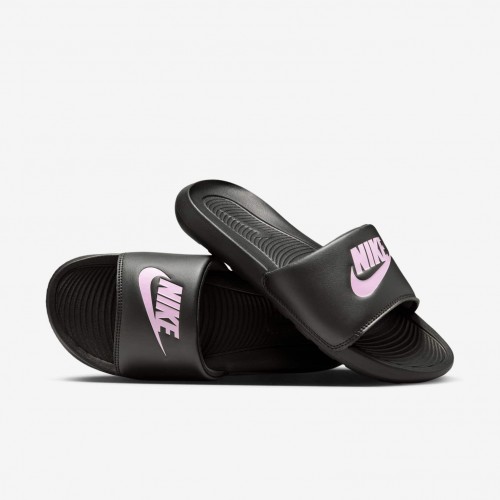 Nike Victori One