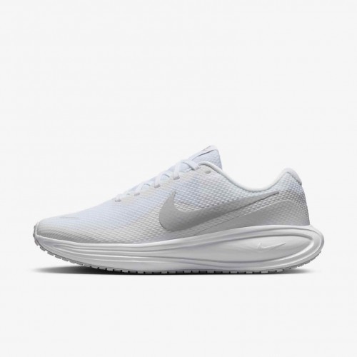 Nike Revolution 8