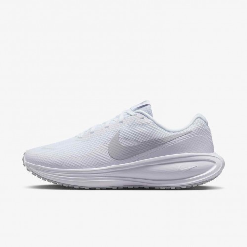 Nike Revolution 8