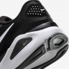 Nike Structure 26