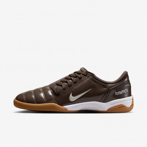 Nike Total 90