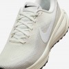 Nike Revolution 8