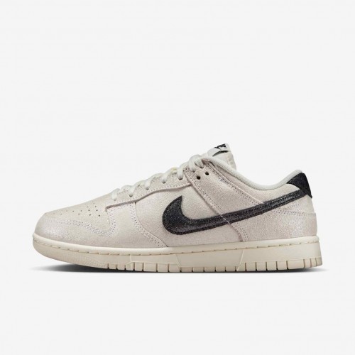 Nike Dunk Low SE
